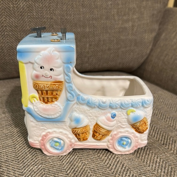 Vintage Rubens Baby Musical Ice Cream Truck Planter Vase #3445M Japan - Picture 7 of 12